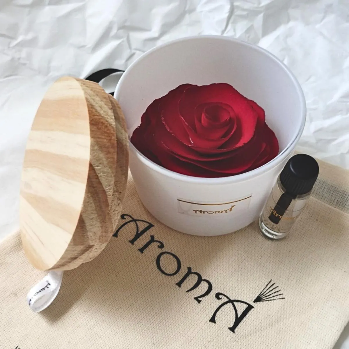 ROSA VERMELHA PERFUMADA DIFUSORA NO POTE AROMá