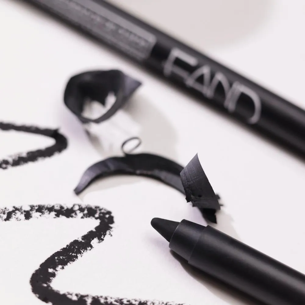LáPIS DE OLHO PRETO - FAND COSMéTICOS