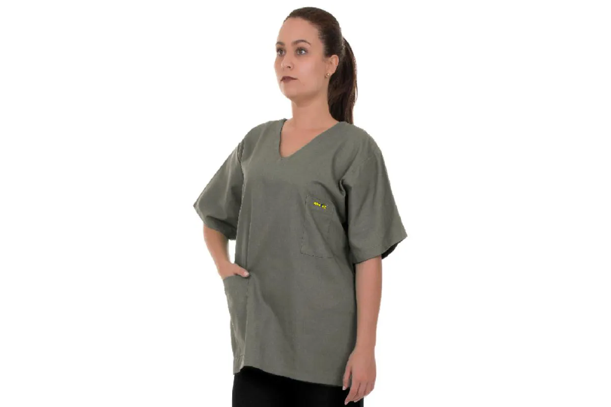 BLUSA PIJAMA CIRúRGICO CINZA CLARO OXFORD NãO AMASSA SECA RáPIDO ARTIPé PP