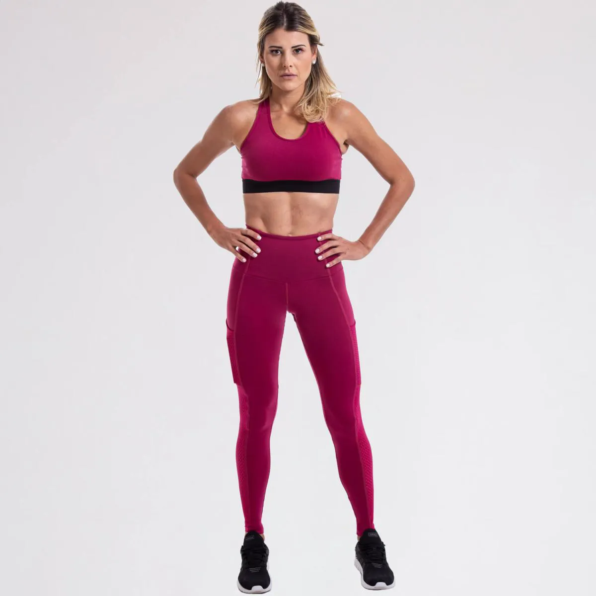 CALçA LEGGING CINTURA PERFEITA SLIM COM BOLSO EM TECIDO BASIC PP Vinho  Desejo