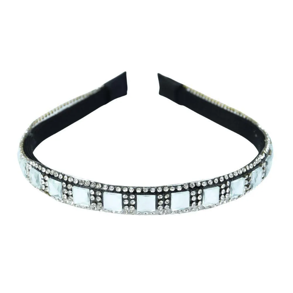 TIARA FINA DE STRASS E PEDRARIA MARINA úNICO