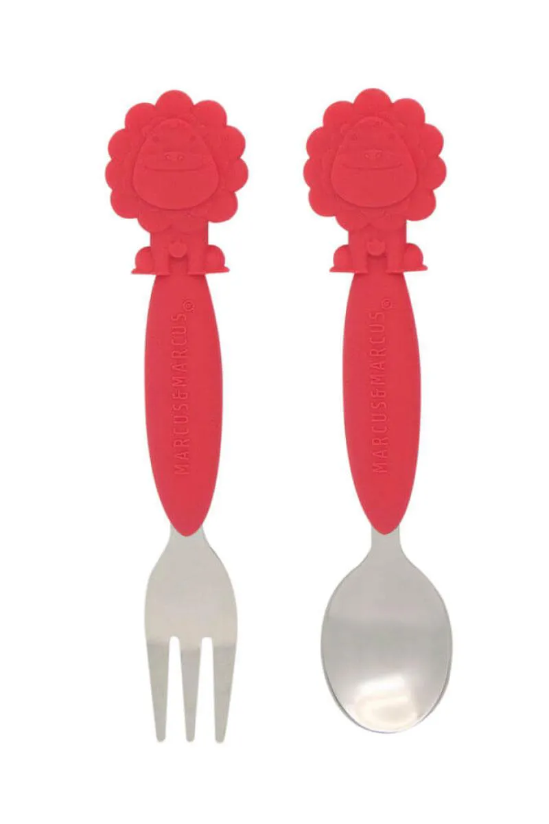 JOGO DE COLHER E GARFO COM INOX LEãO MARCUS MARCUS (EM SILICONE E INOX) - MARCUS & MARCUS